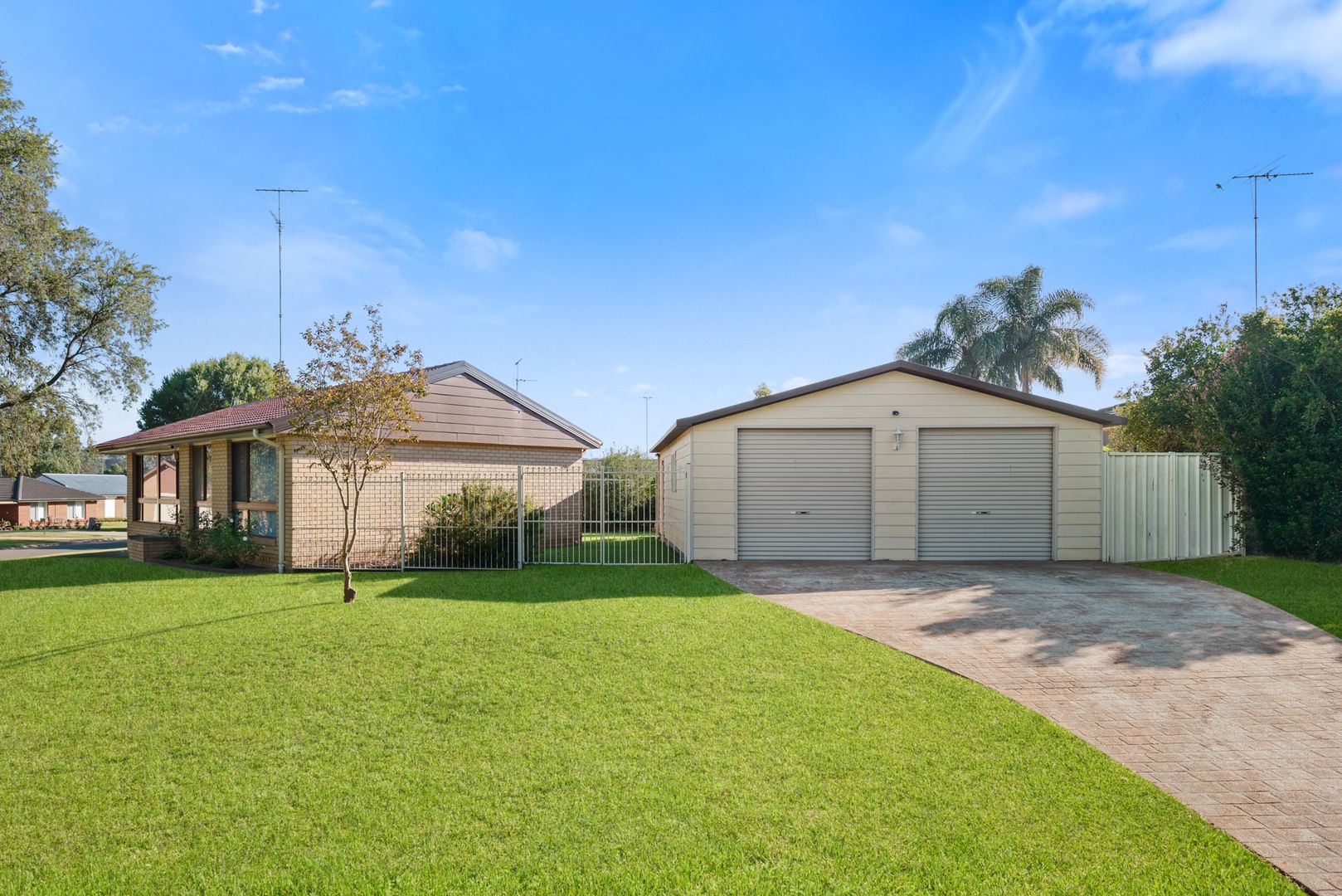 14 Rivendell Crescent, Werrington Downs NSW 2747, Image 2