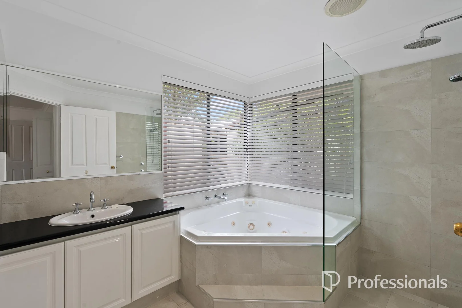 Additional image 22 of 19 Bourke View, Jane Brook WA 6056