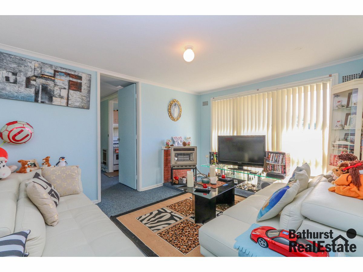 9 Arunta Street, South Bathurst NSW 2795, Image 1