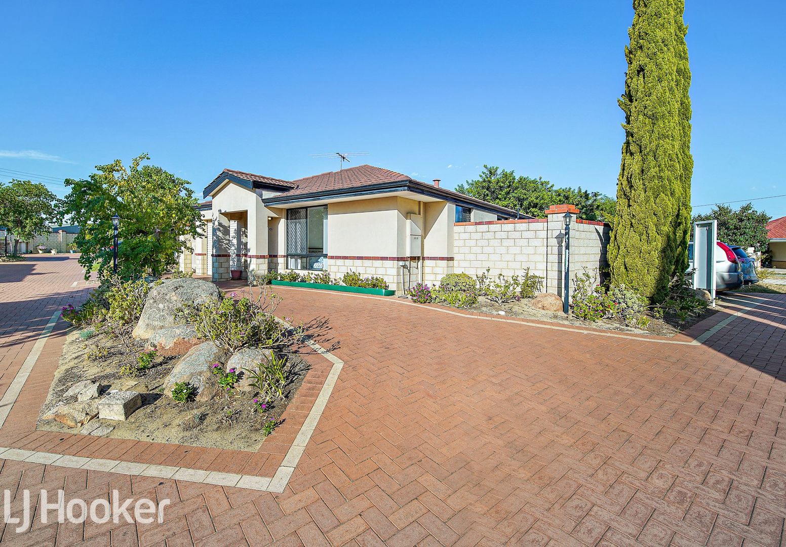 4D Ball Place, Queens Park WA 6107, Image 1