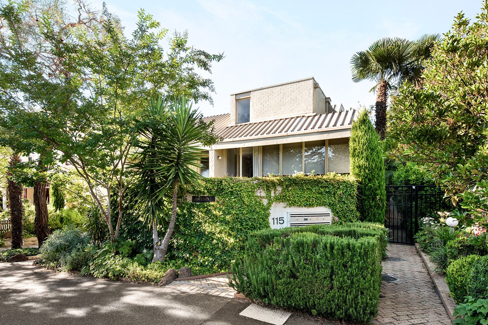 3 bedrooms Townhouse in 5/115 Hotham Street EAST MELBOURNE VIC, 3002
