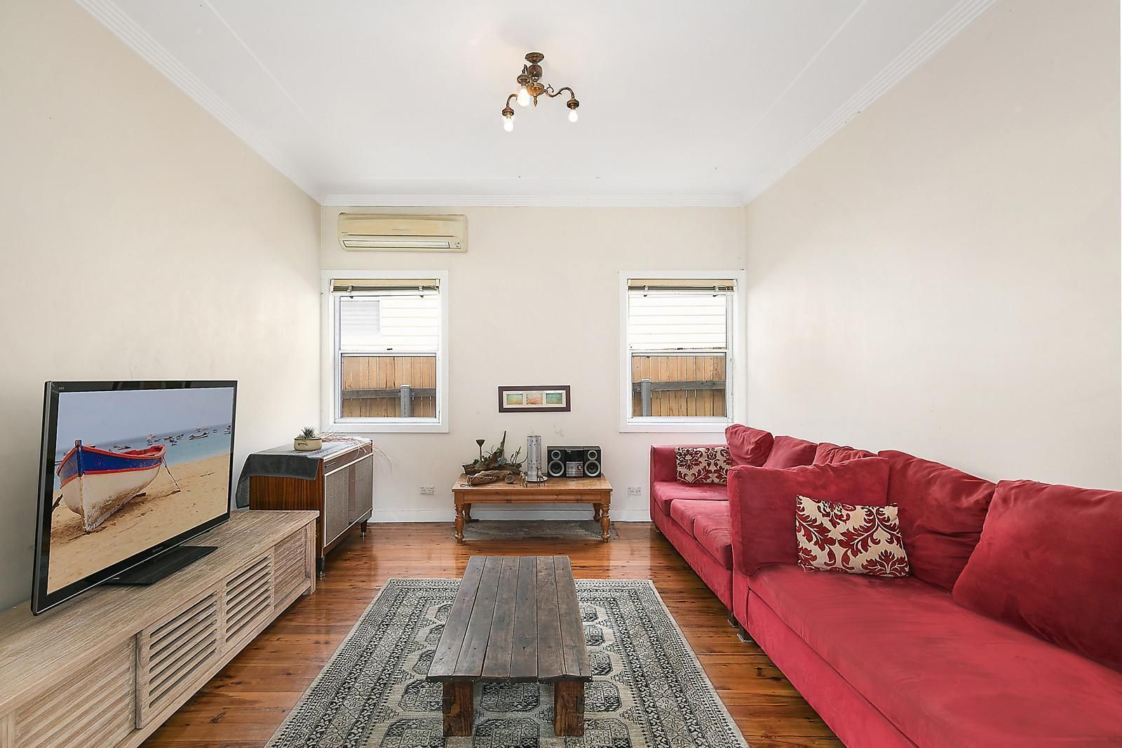 4 March Street, Kotara NSW 2289, Image 2