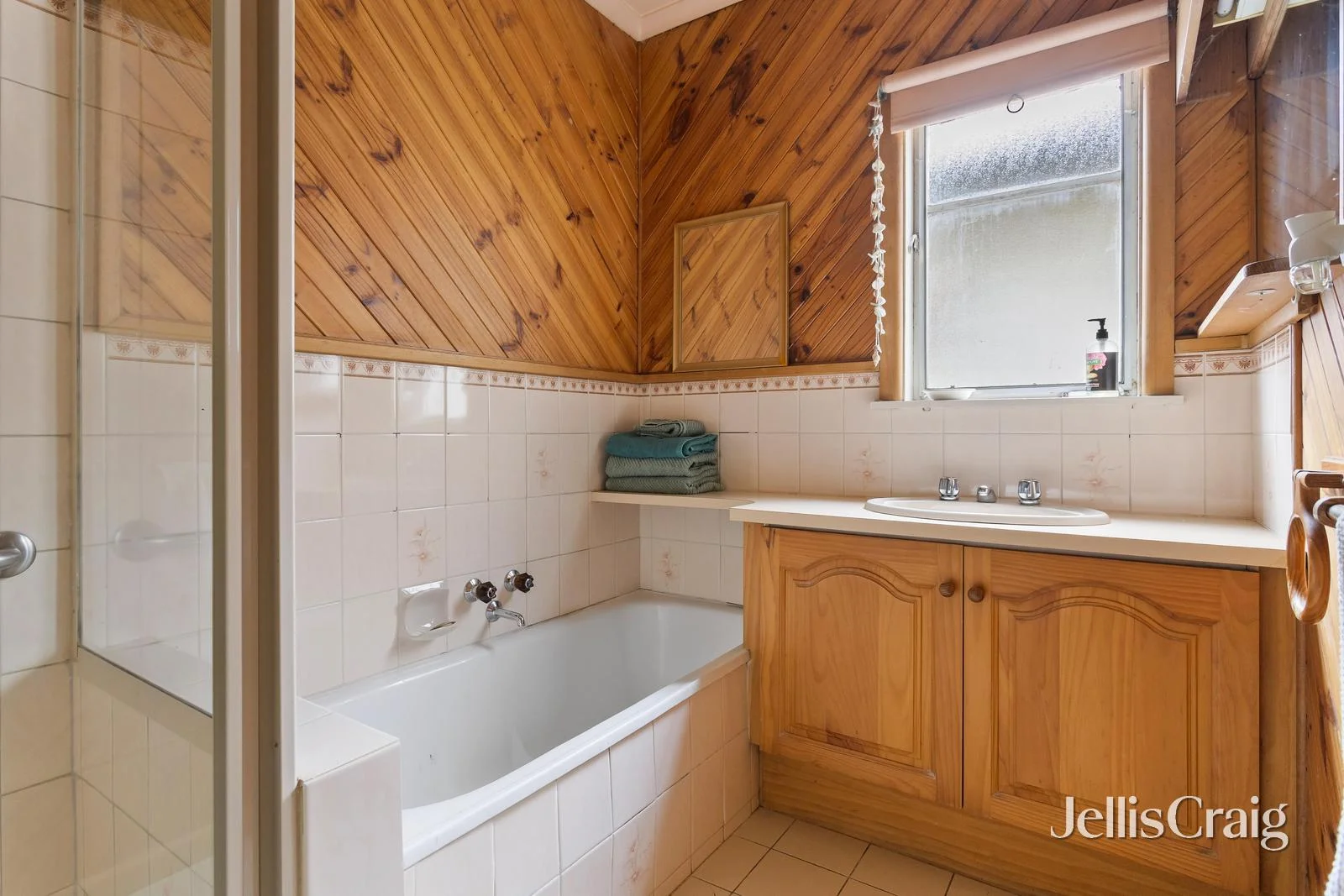 Additional image 8 of 208 Rattray Road, Montmorency VIC 3094