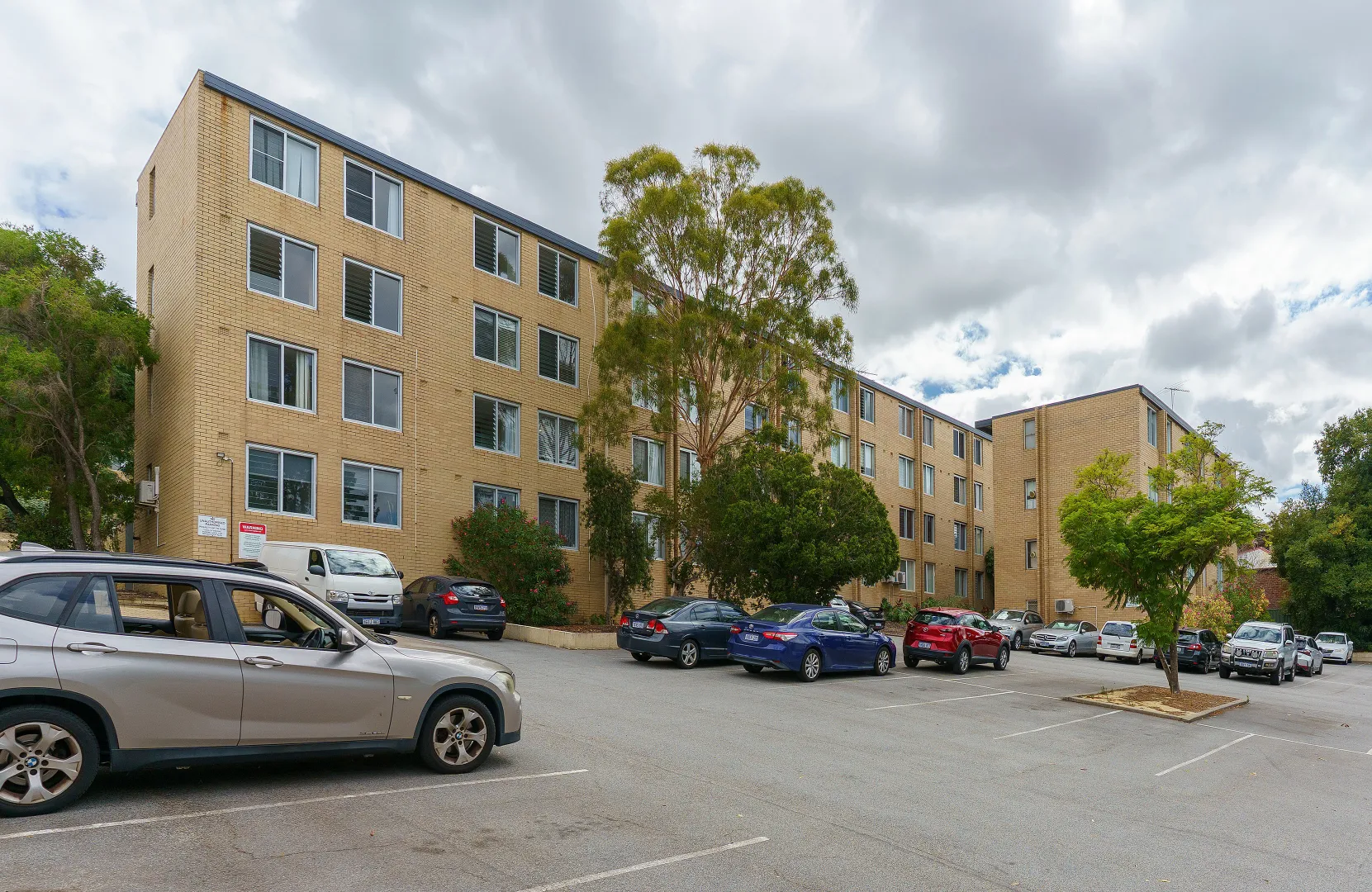 Apartment in North Perth - View 3