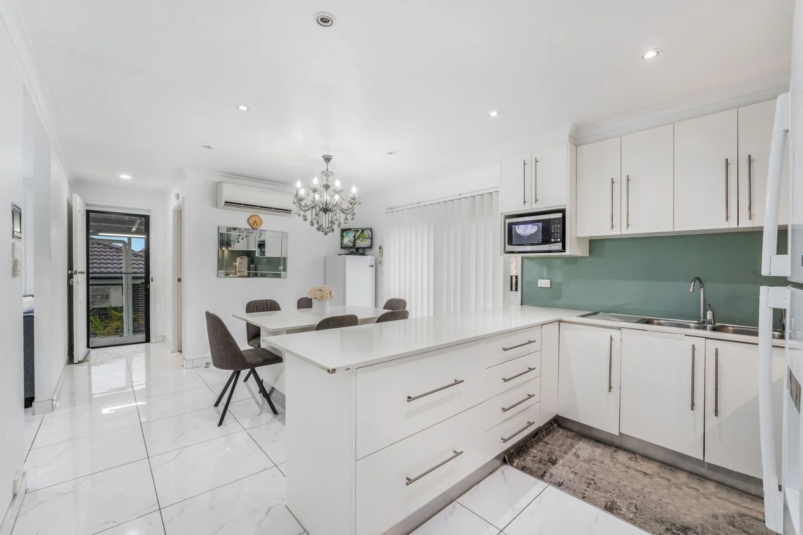 Additional image 5 of 21 Turquoise Crescent, Bossley Park NSW 2176