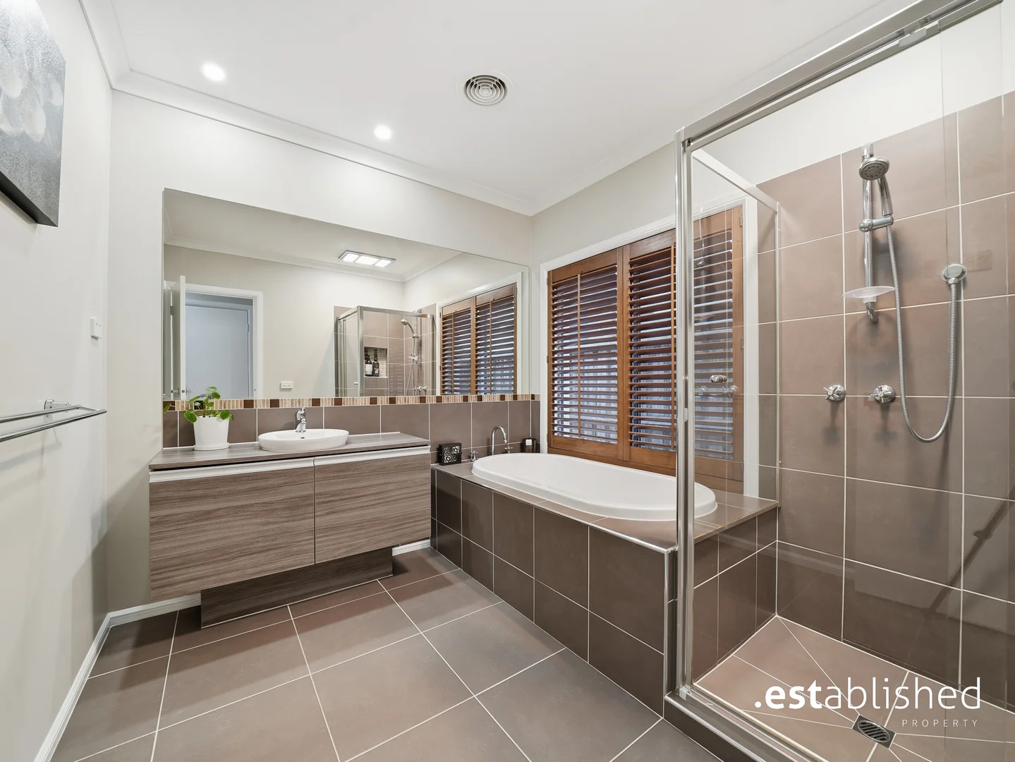 6 Island Way, Point Cook VIC 3030 | Domain
