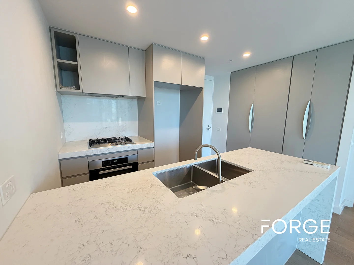 Additional image 3 of 2804/28 Timothy Lane, Melbourne VIC 3000