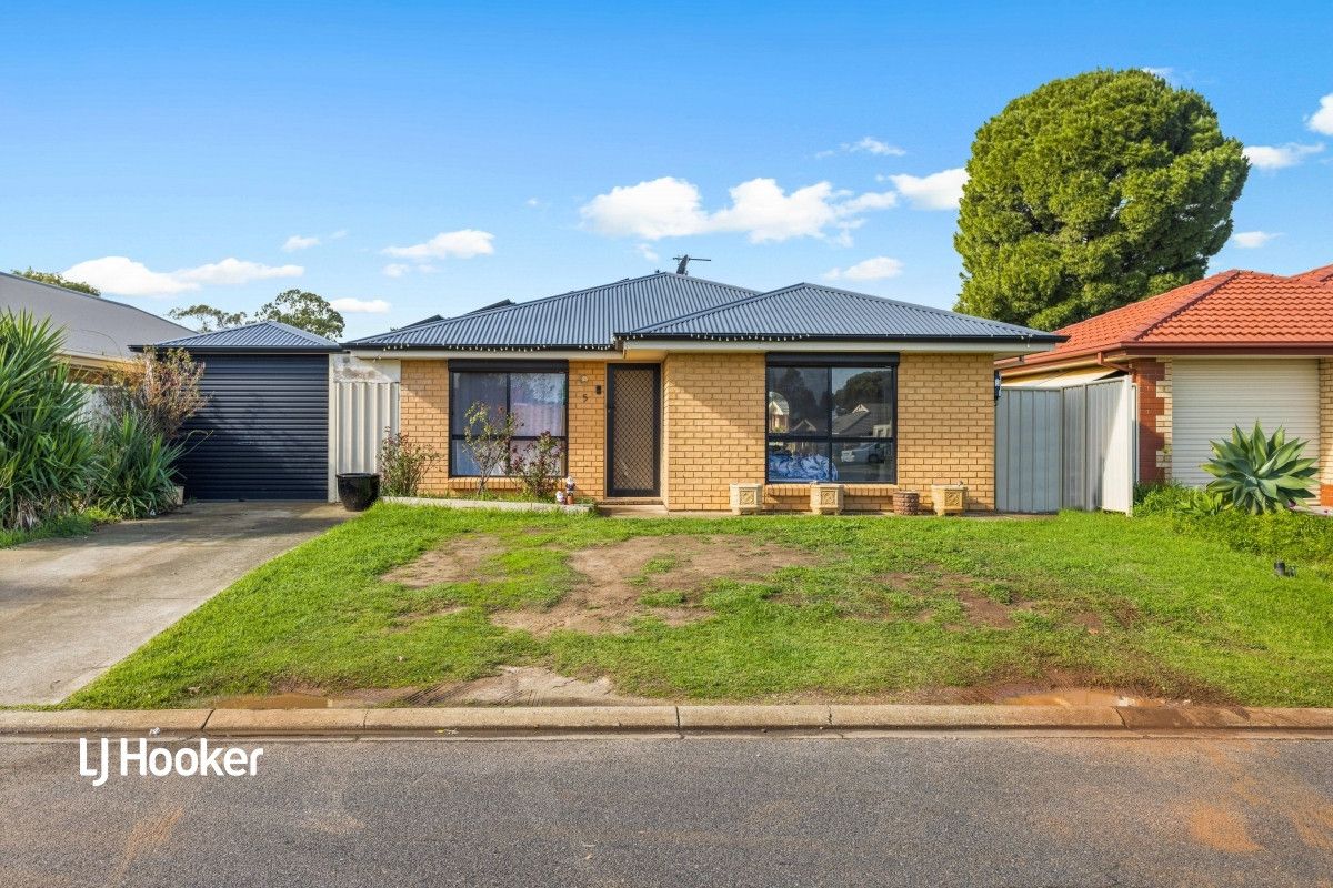 5 Grace Boulevard, Smithfield Plains SA 5114, Image 0