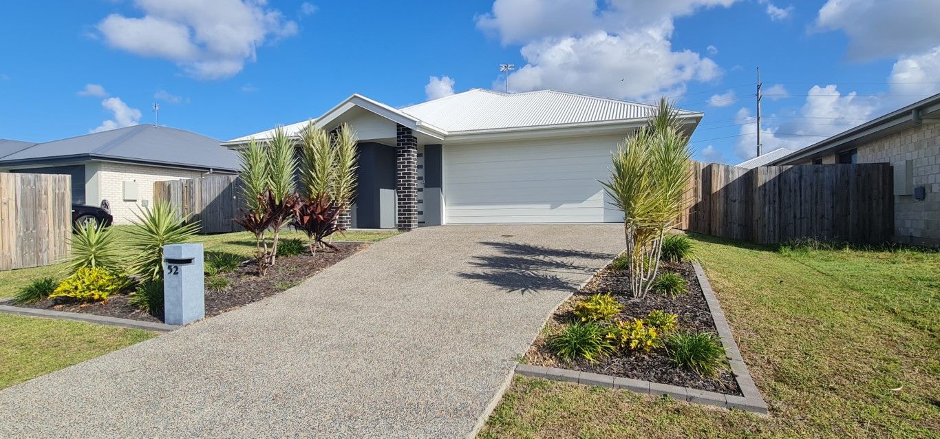 4 bedrooms House in 52 Seahaven Circuit PIALBA QLD, 4655