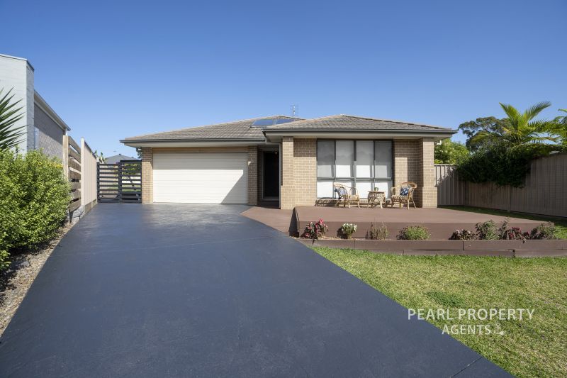 4 Buttonwood Close, Sussex Inlet NSW 2540, Image 0