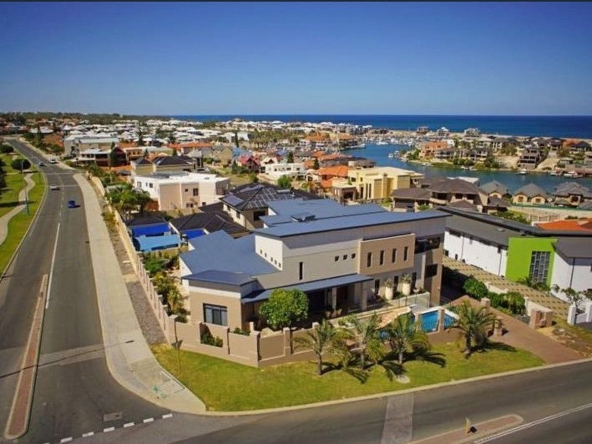 1 Rosslare Promenade, Mindarie WA 6030