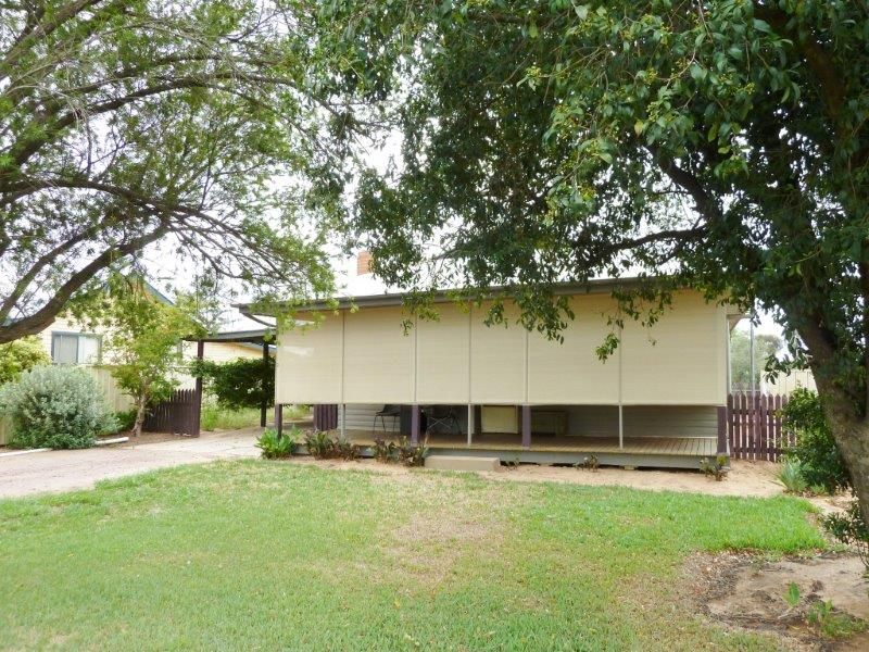 9 Uri Street, Darlington Point Property History & Address Research