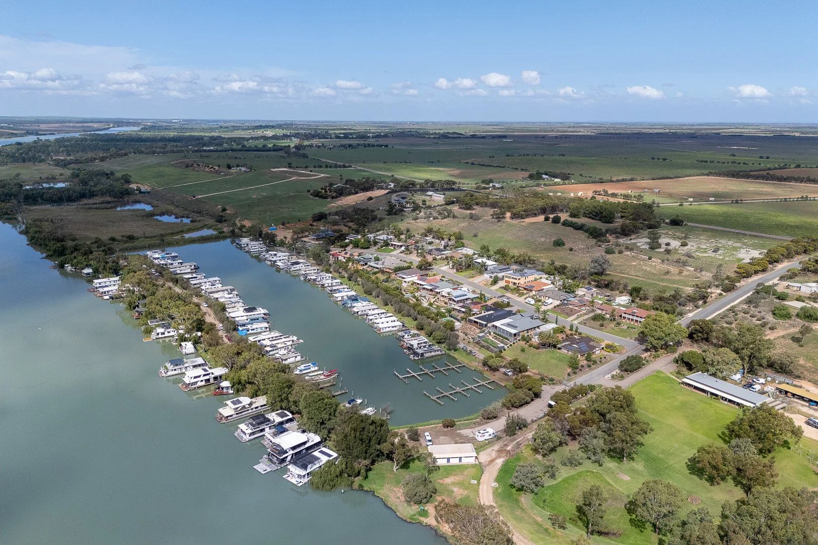 Additional image 21 of 28 Riverglen Drive, White Sands SA 5253