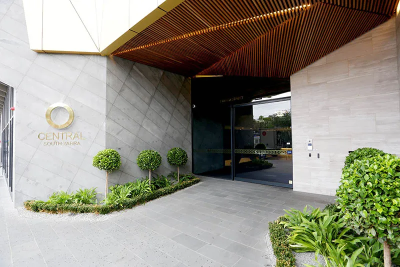 Modern apartment with prime location, South Yarra