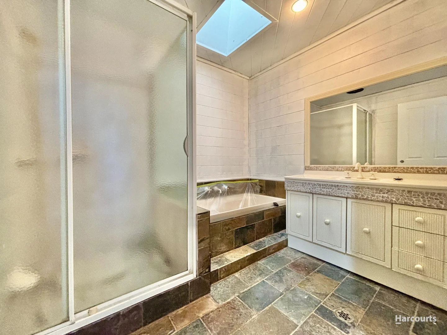 Additional image 9 of 7 Lawn Avenue, Bradbury NSW 2560