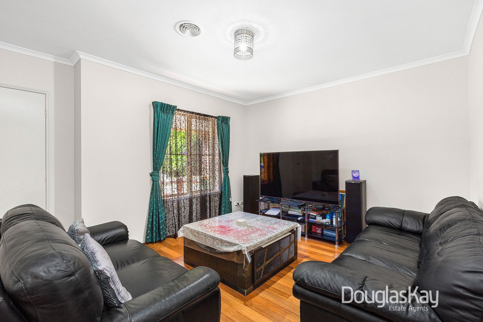 5 Dantum Grove, Braybrook VIC 3019, Image 2