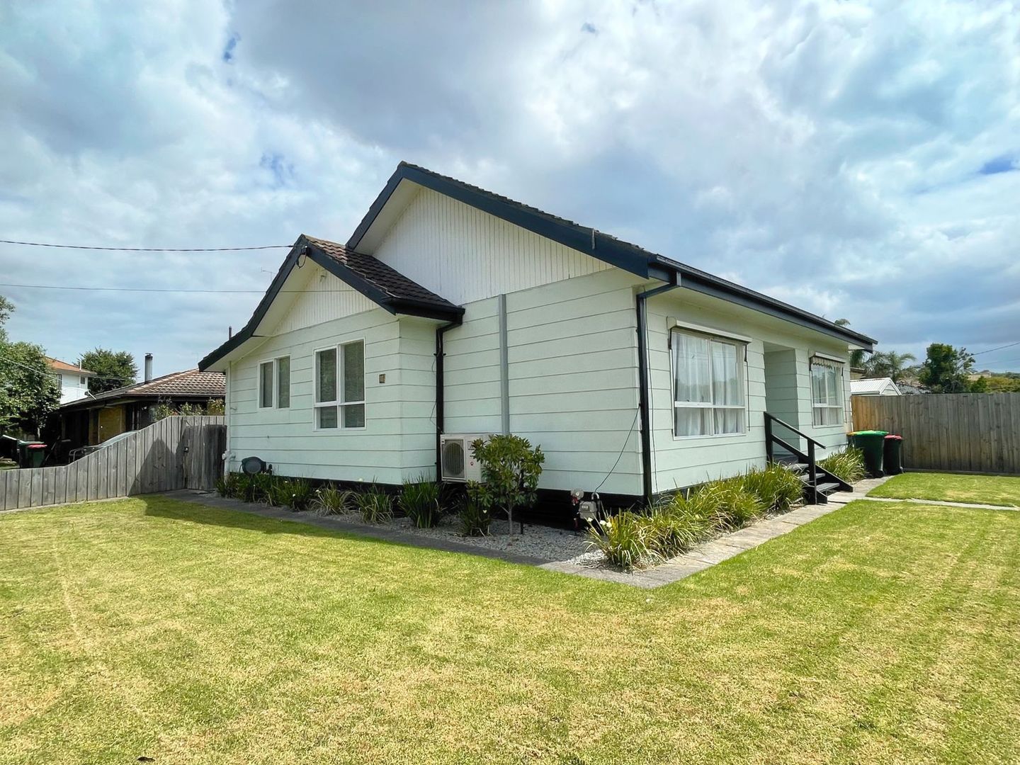 25 Burnside Drive, Morwell VIC 3840, Image 2