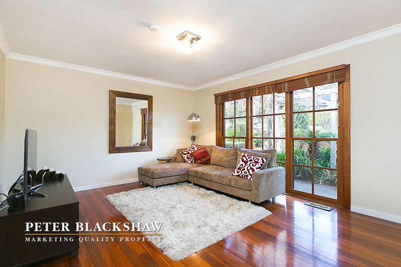 34 Spafford Crescent, Farrer ACT 2607, Image 2