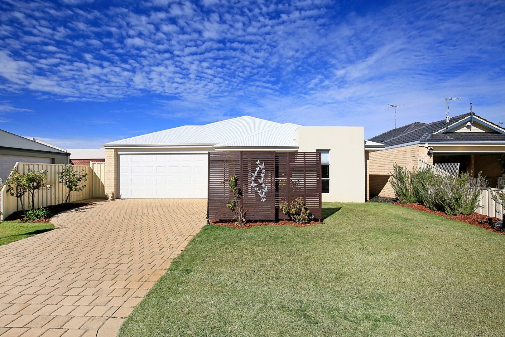 4 bedrooms House in 6 Jubata Gardens DUDLEY PARK WA, 6210