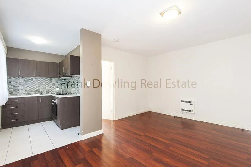 Additional image 3 of 2/8 Glass St, Essendon VIC 3040