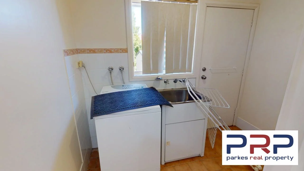 Additional image 20 of 4 Hazelbank Avenue, Parkes NSW 2870