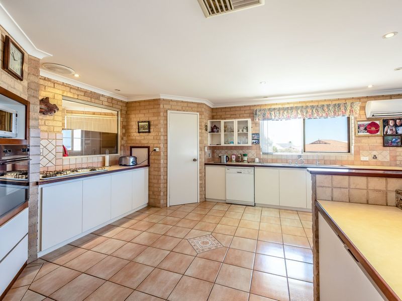 13 Bellimos Drive, Wandina WA 6530, Image 2