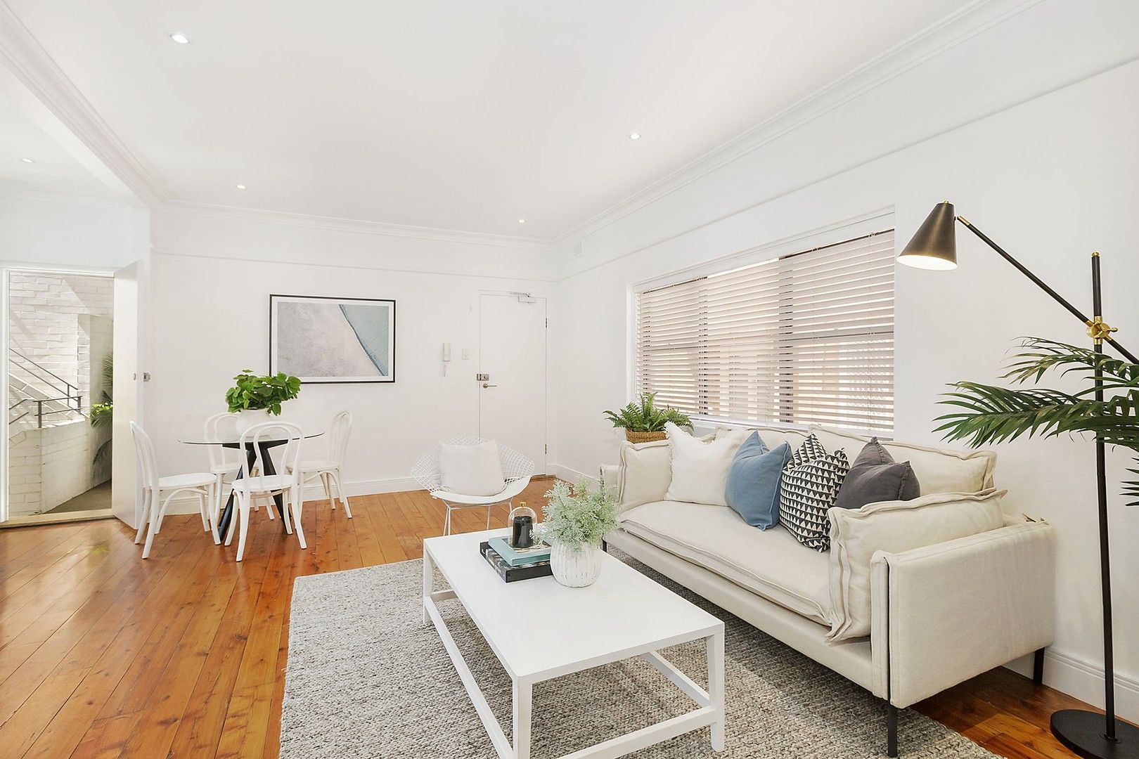 2 bedrooms Apartment / Unit / Flat in 3/4 Craig Avenue MANLY NSW, 2095