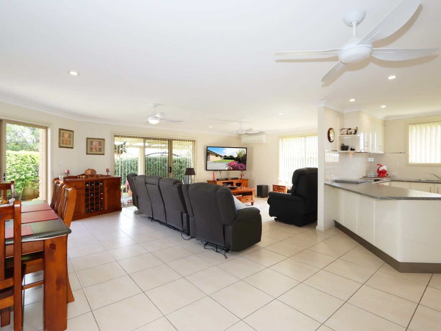 2/24 Jessie Close, Harrington NSW 2427, Image 2