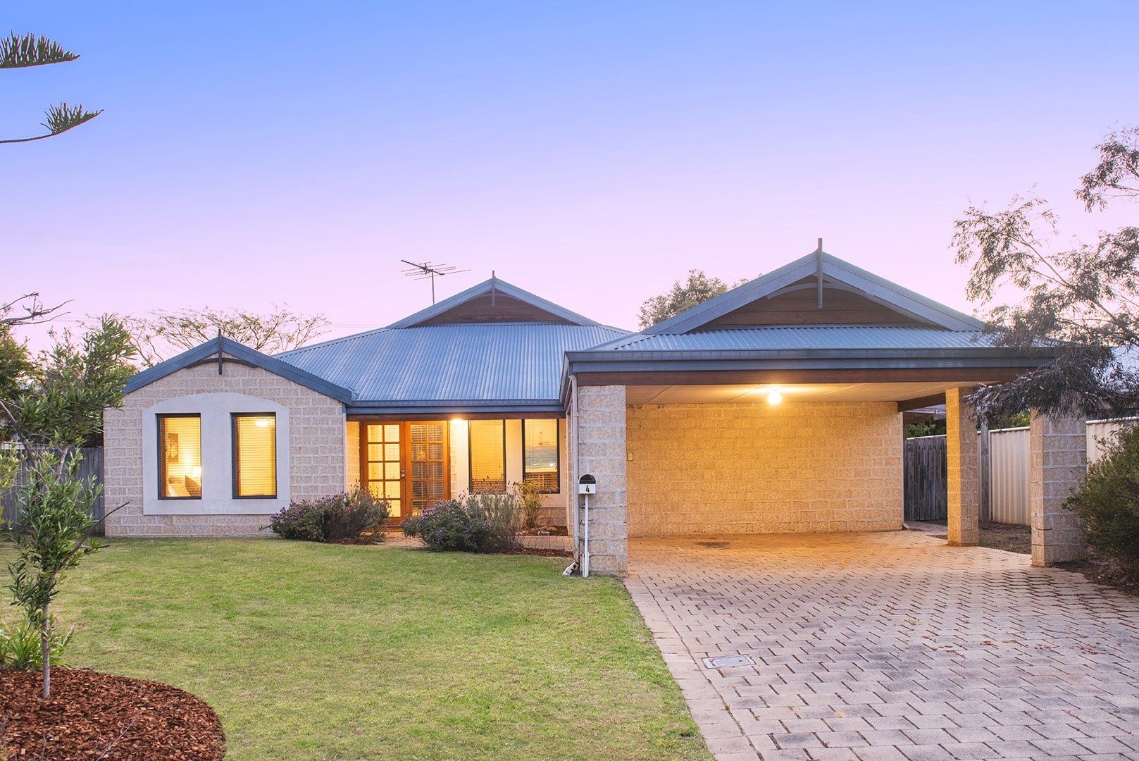 4 Toby Court, Quindalup WA 6281, Image 0