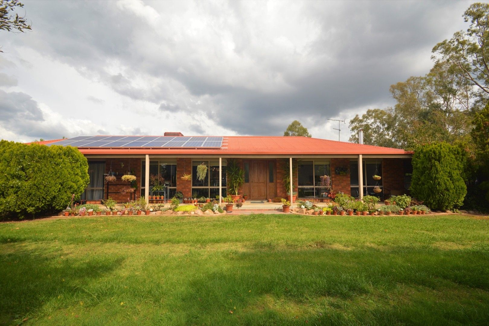 60 Johnson Street, Oxley VIC 3678 House For Rent Domain