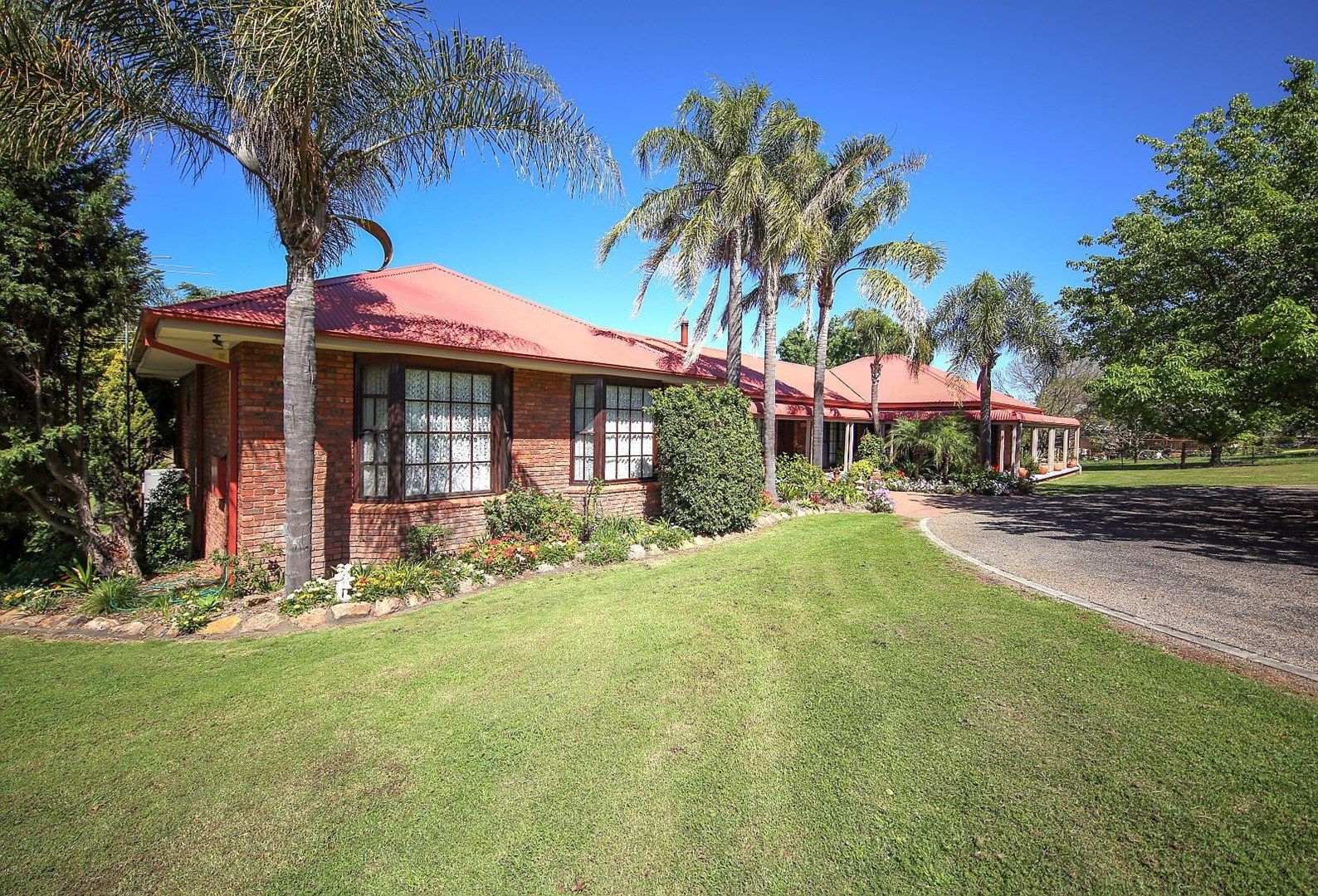 55 Mcwilliam Dr, Douglas Park NSW 2569, Image 2