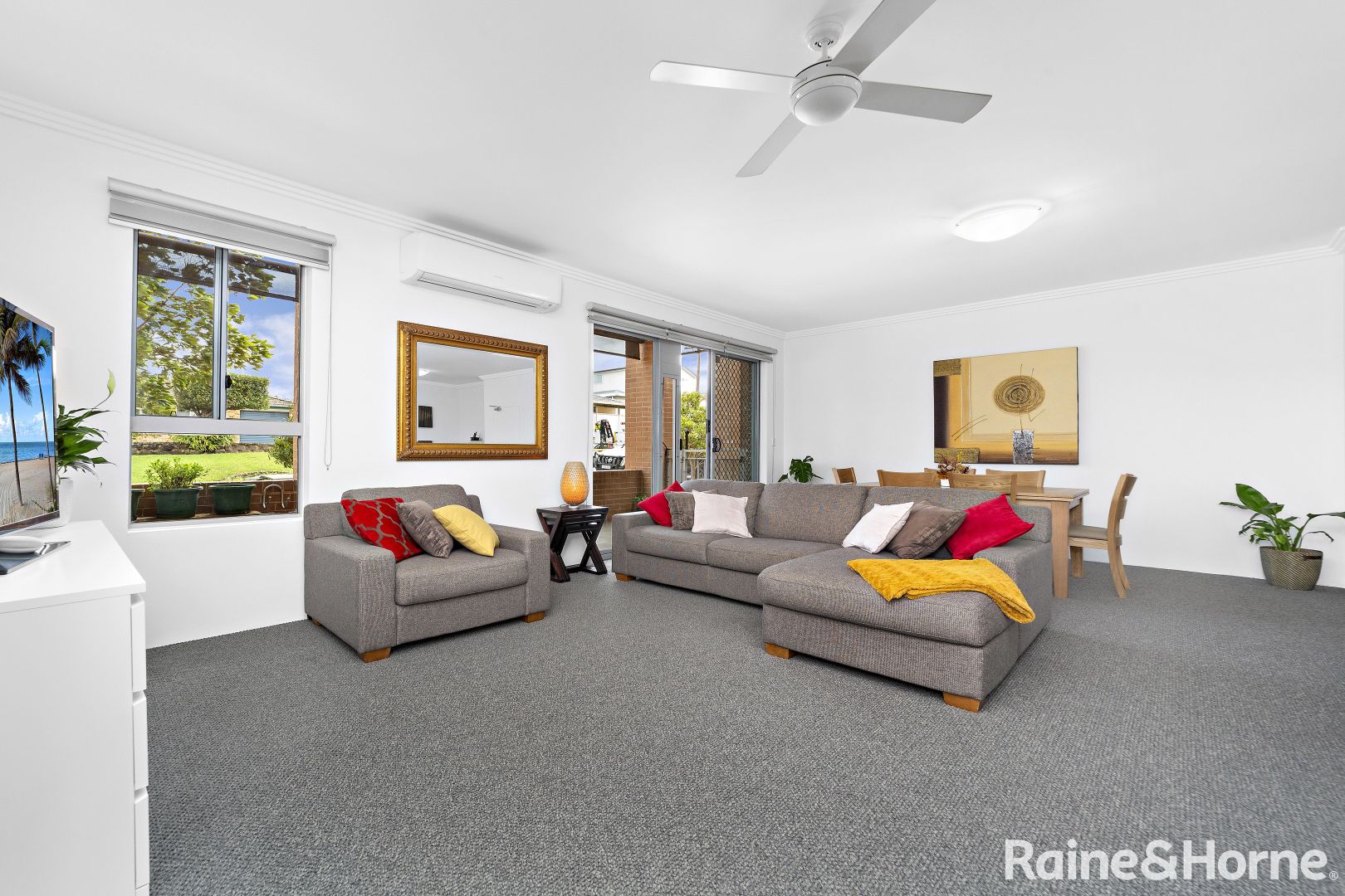 2/15 Stuart Street, Helensburgh NSW 2508, Image 2