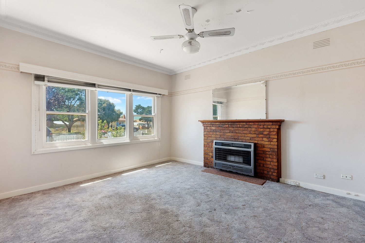 17 Olympic Parade, Kangaroo Flat VIC 3555, Image 1