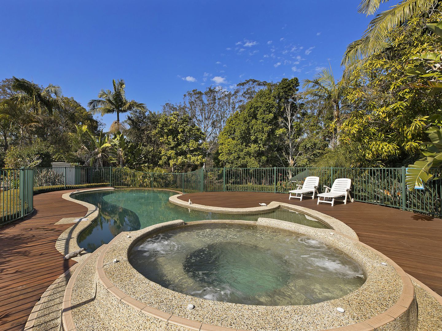 8 Geoffrey Road, Chittaway Point NSW 2261, Image 2