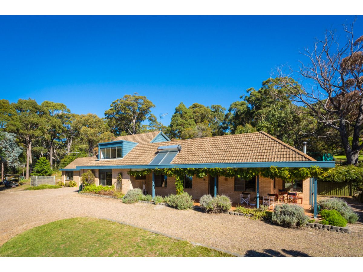 21 High Crescent, Tura Beach NSW 2548