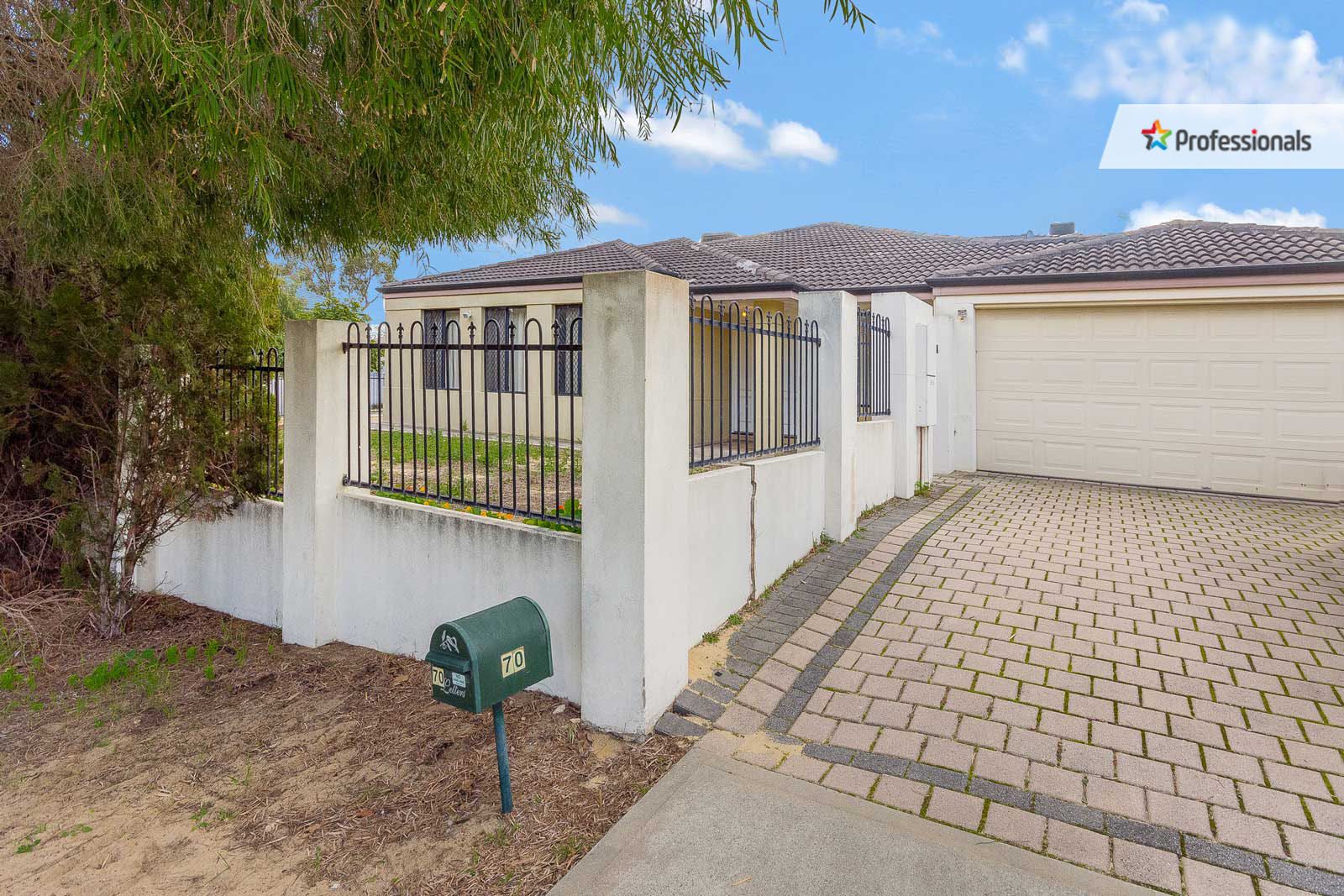6 bedrooms House in Rms/70 Todd Avenue COMO WA, 6152