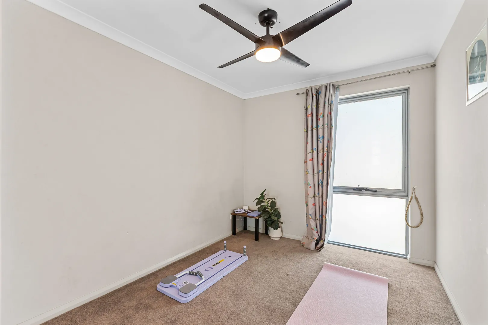 Under Offer with Jayne - More