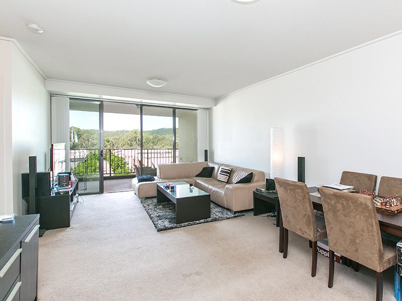 1304/16-28 Surbiton Court, CARINDALE QLD 4152, Image 2