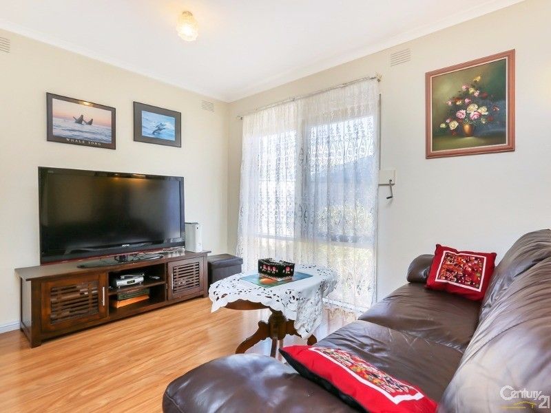 6 Minya Court, Modbury North SA 5092, Image 2