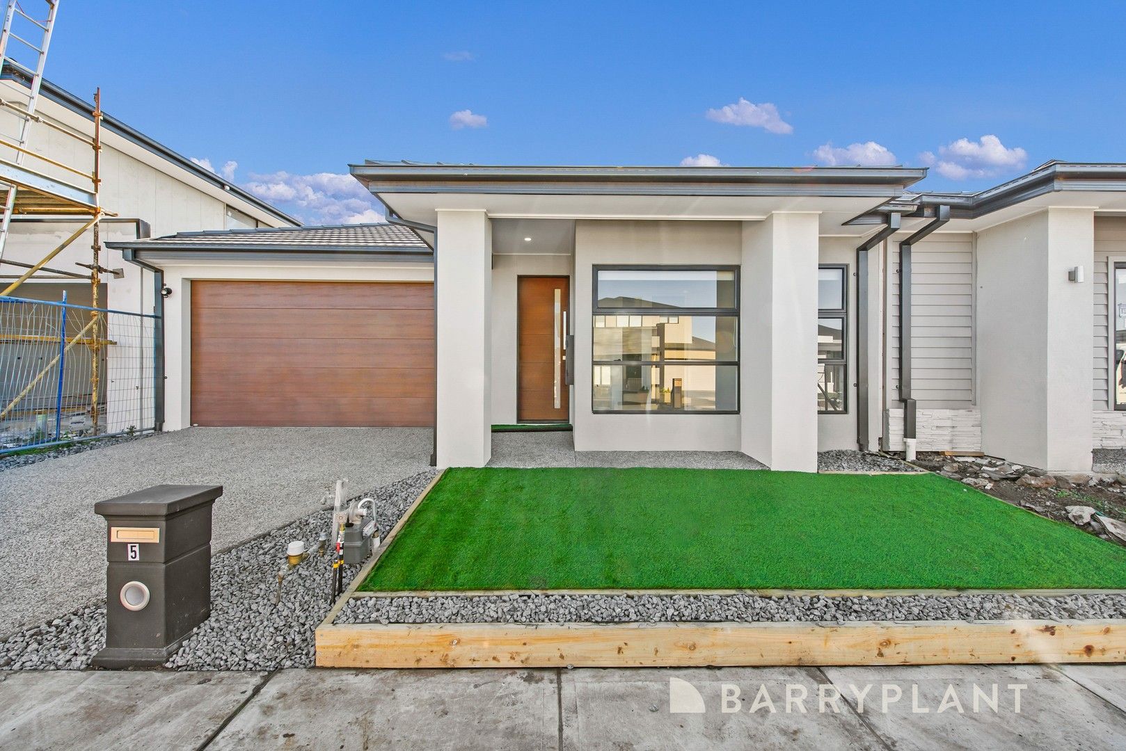 5 Waterfern Street, Fraser Rise VIC 3336, Image 0