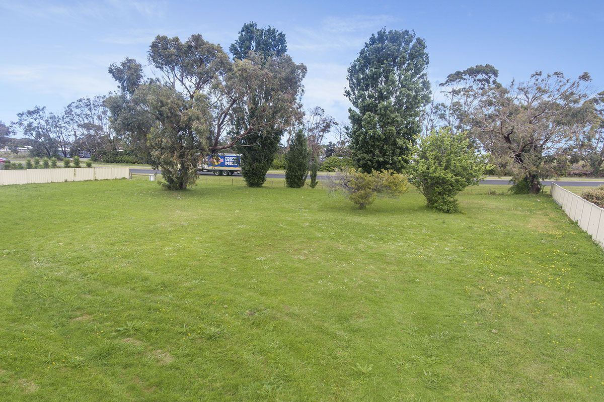 2/209a Hurd Street, Portland VIC 3305 Domain