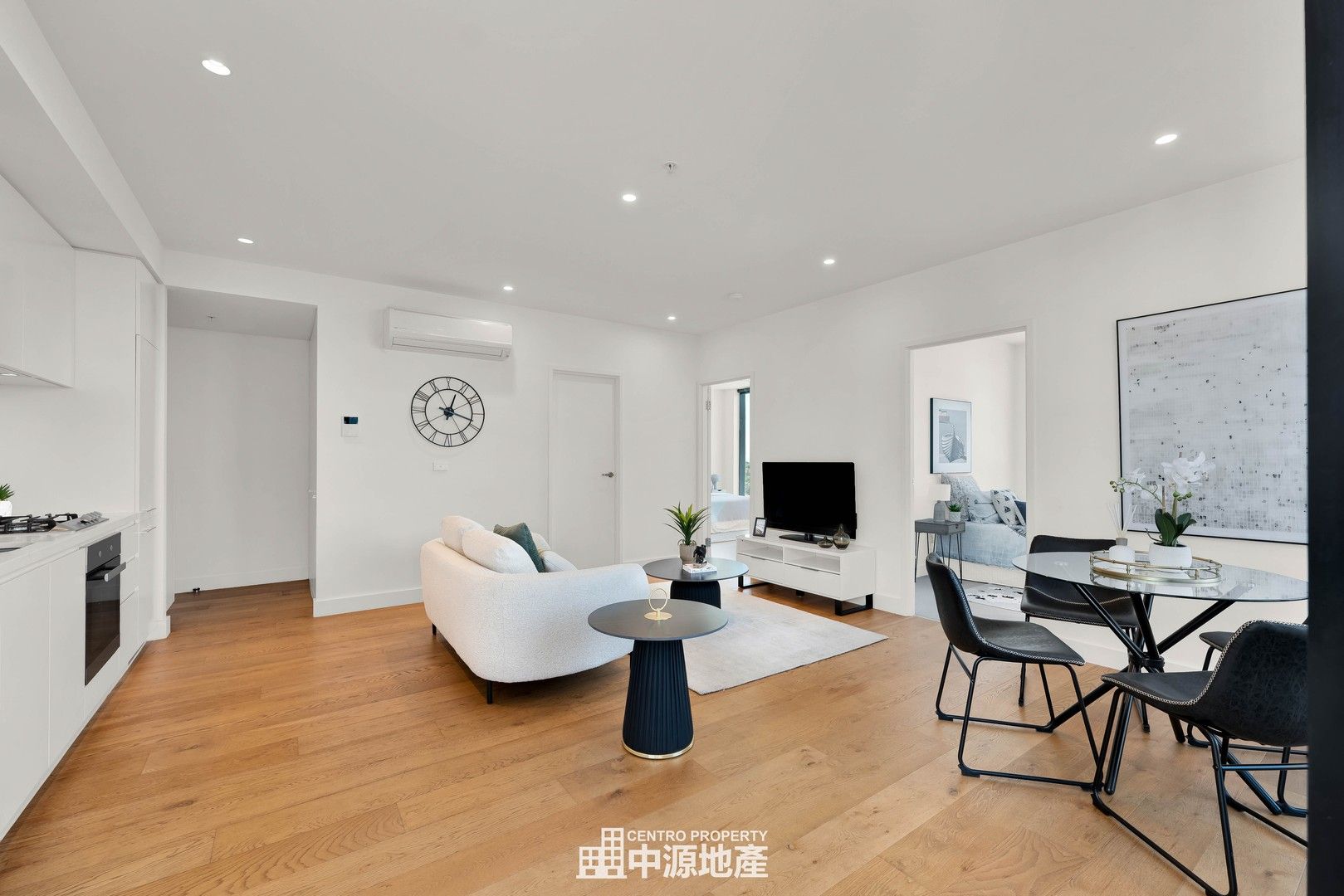 2 bedrooms Apartment / Unit / Flat in 1823/850 Whitehorse Road BOX HILL VIC, 3128
