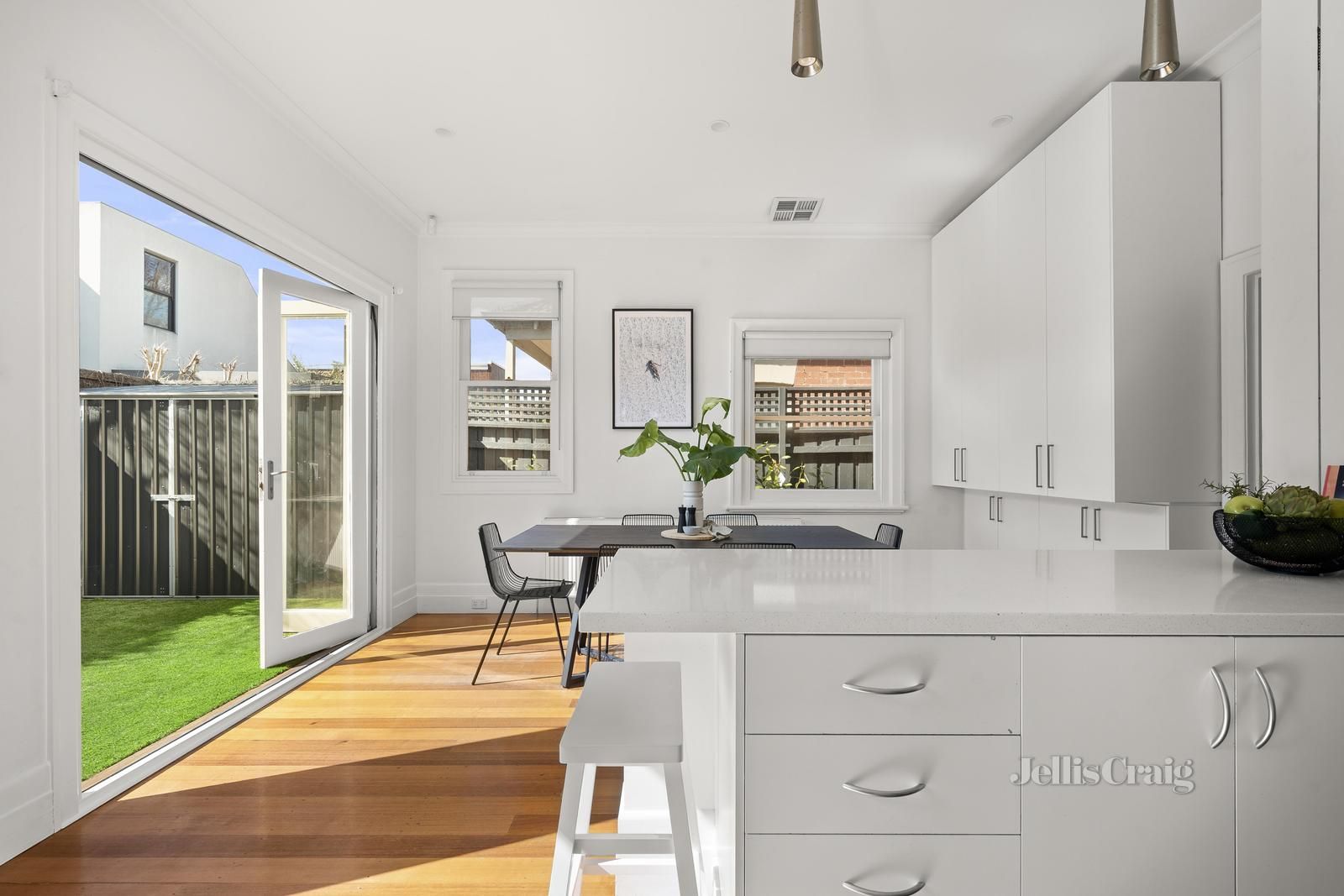 34 York Street, St Kilda West VIC 3182, Image 2