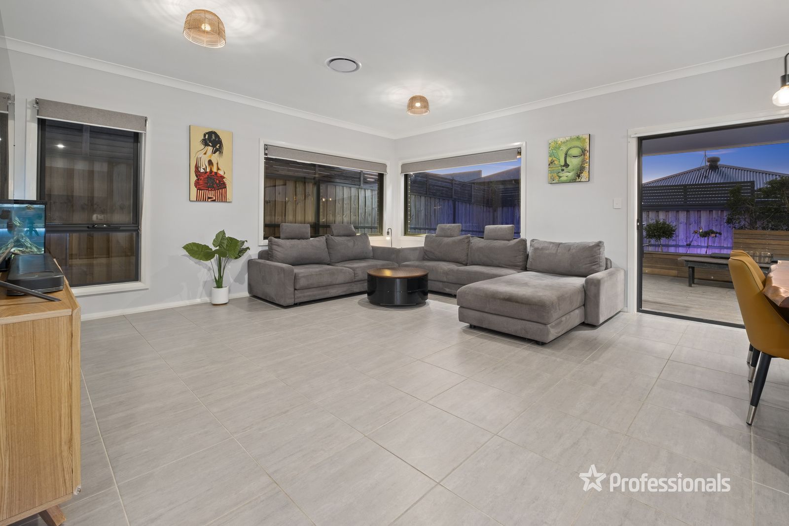 6 Dressage Street, Box Hill NSW 2765, Image 2