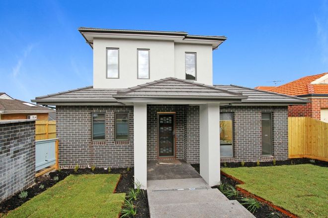 Picture of 1/67 Purinuan Road, RESERVOIR VIC 3073