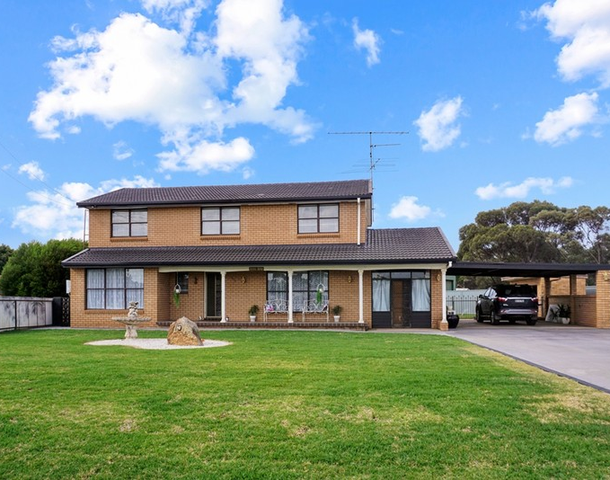 15 Old Hospital Road, West Wyalong NSW 2671