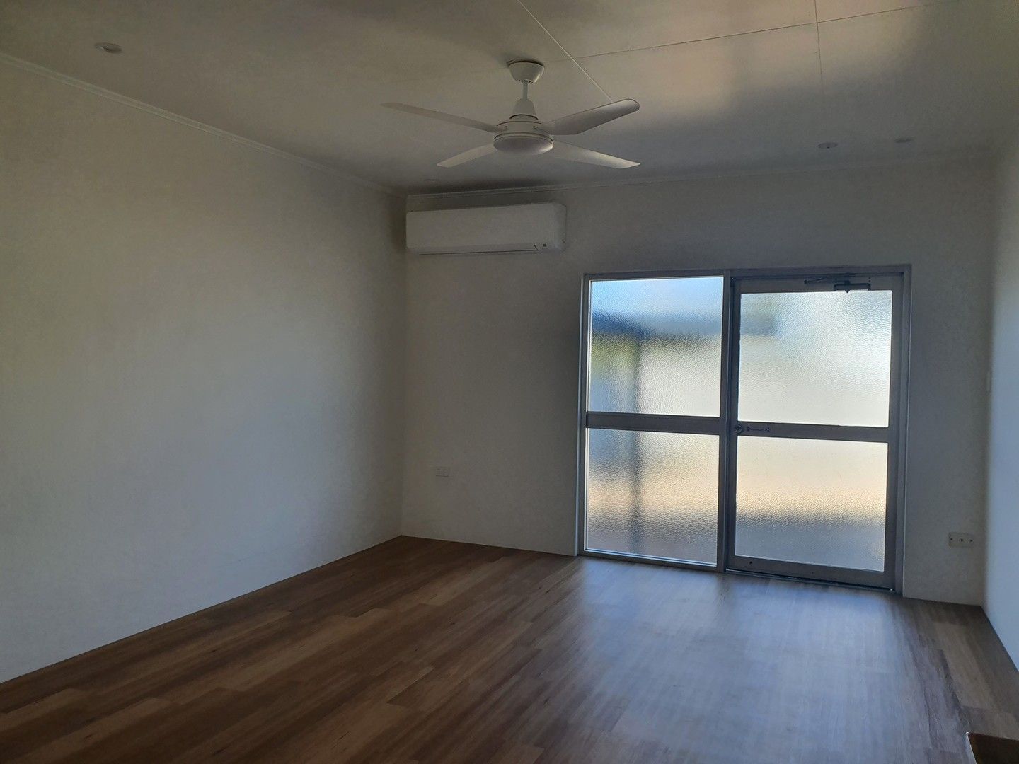 2 bedrooms Apartment / Unit / Flat in 2/24 Boyd Parade MOUNT ISA QLD, 4825