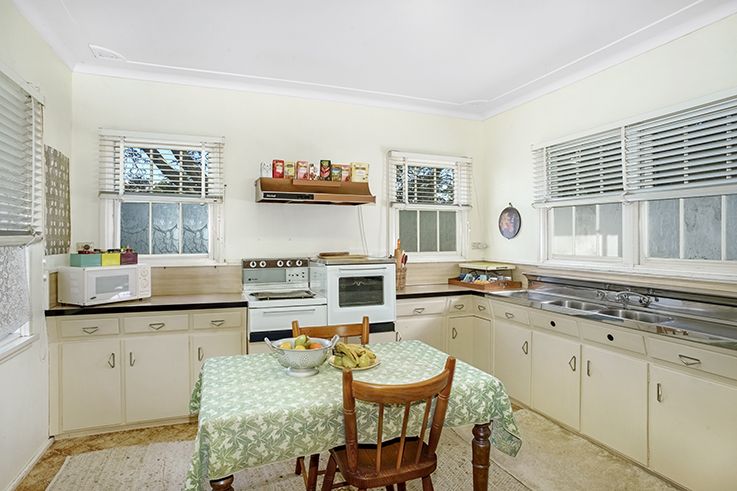 171 Falls Road, Wentworth Falls NSW 2782, Image 1