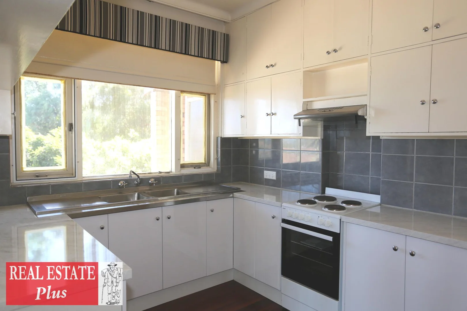 Additional image 5 of 29 Swan View Road, Greenmount WA 6056