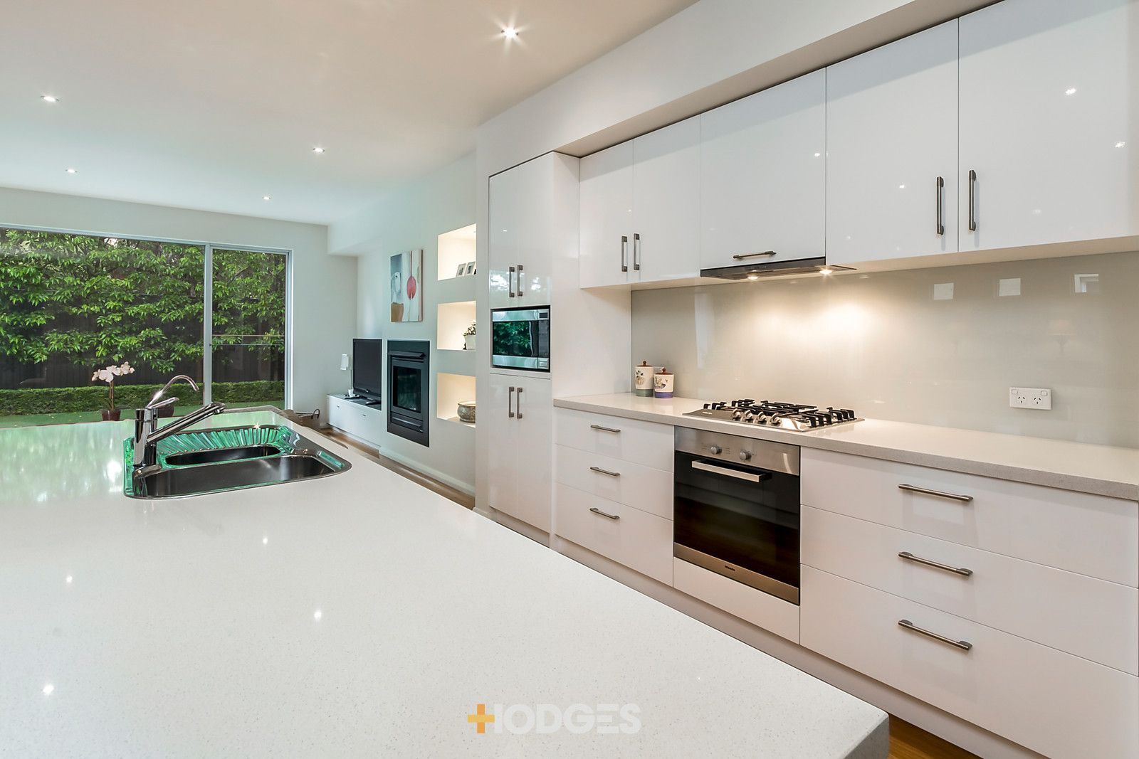 2/23 Mercer Parade, Newtown VIC 3220, Image 2